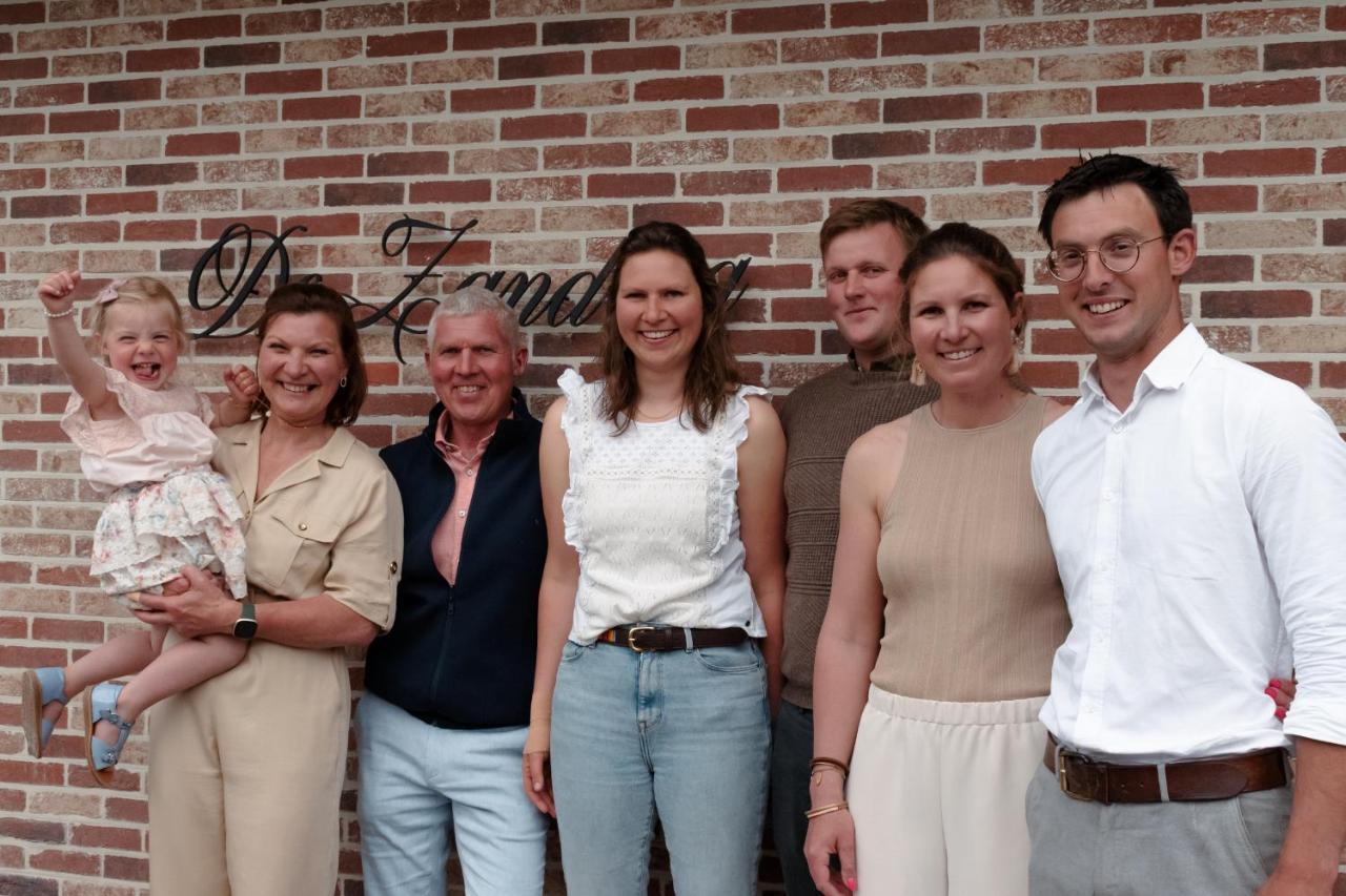 Vakantiehoeve 'De Zandrug' Stekene Bagian luar foto